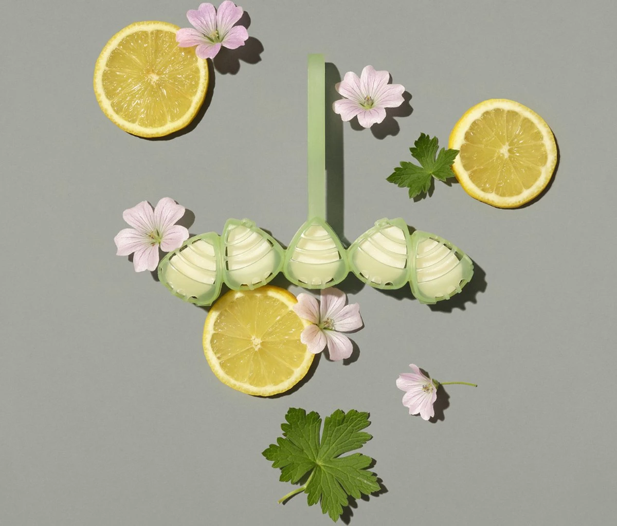 Marcel's Green Soap Toiletblok Geranium & Citroen - 55 Gram 5 Marcel's Green Soap Toiletblok Geranium & Citroen - 55 Gram - Afbeelding 3